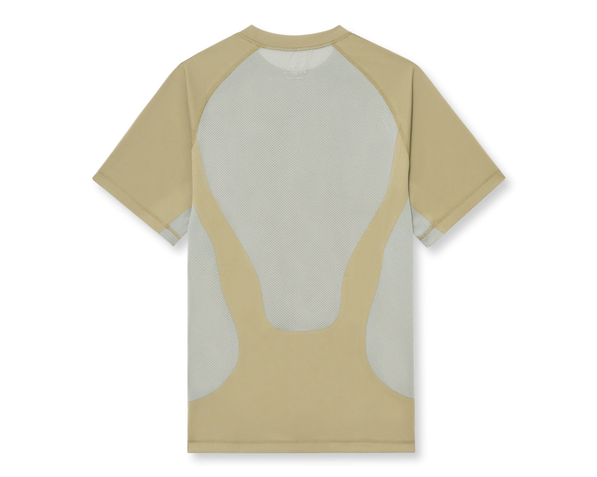 トップス SATISFY Running AuraLite T-SHIRT AuraLite™ T-Shirt – SATISFY