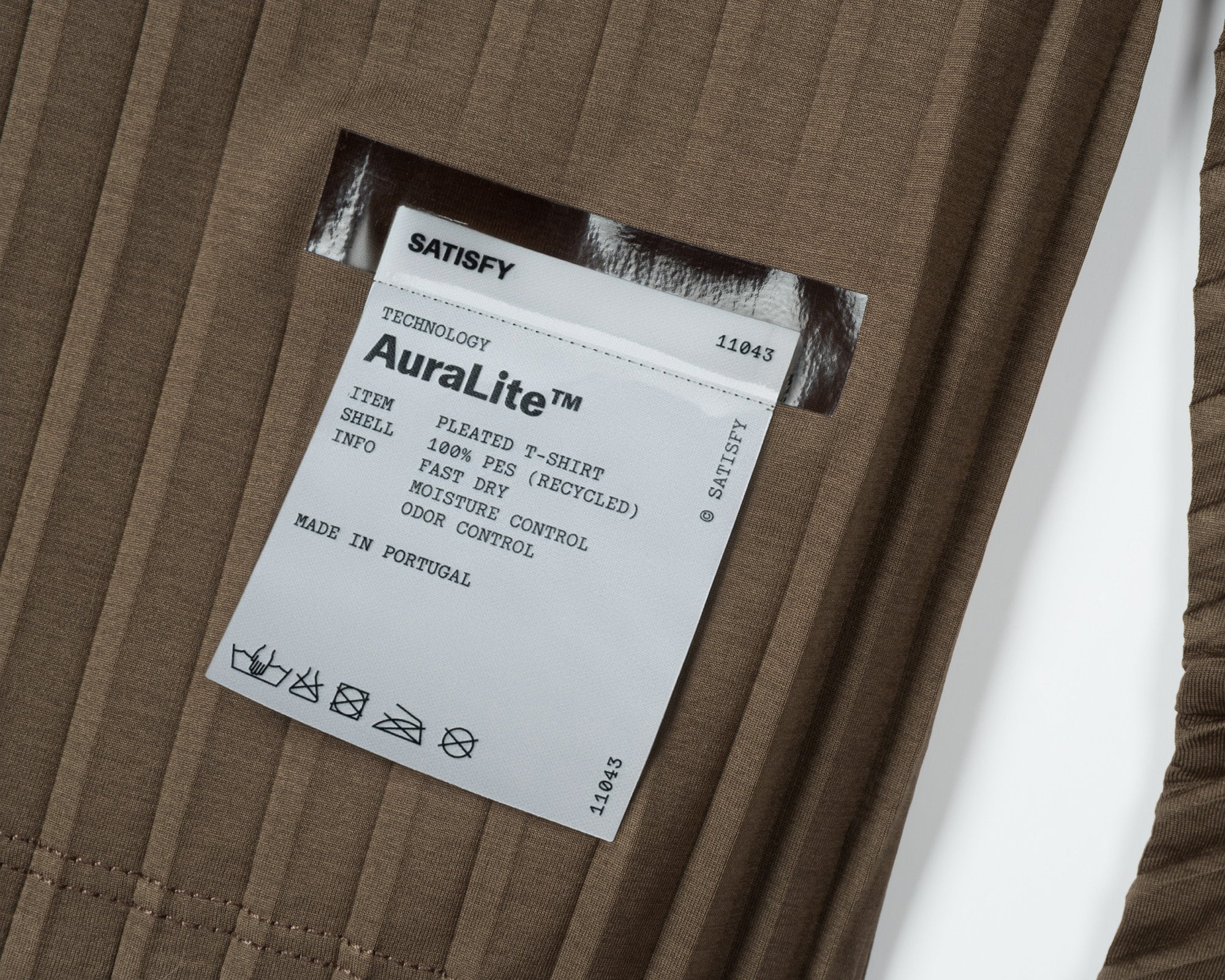 AuraLite™ Pleated Long Tee