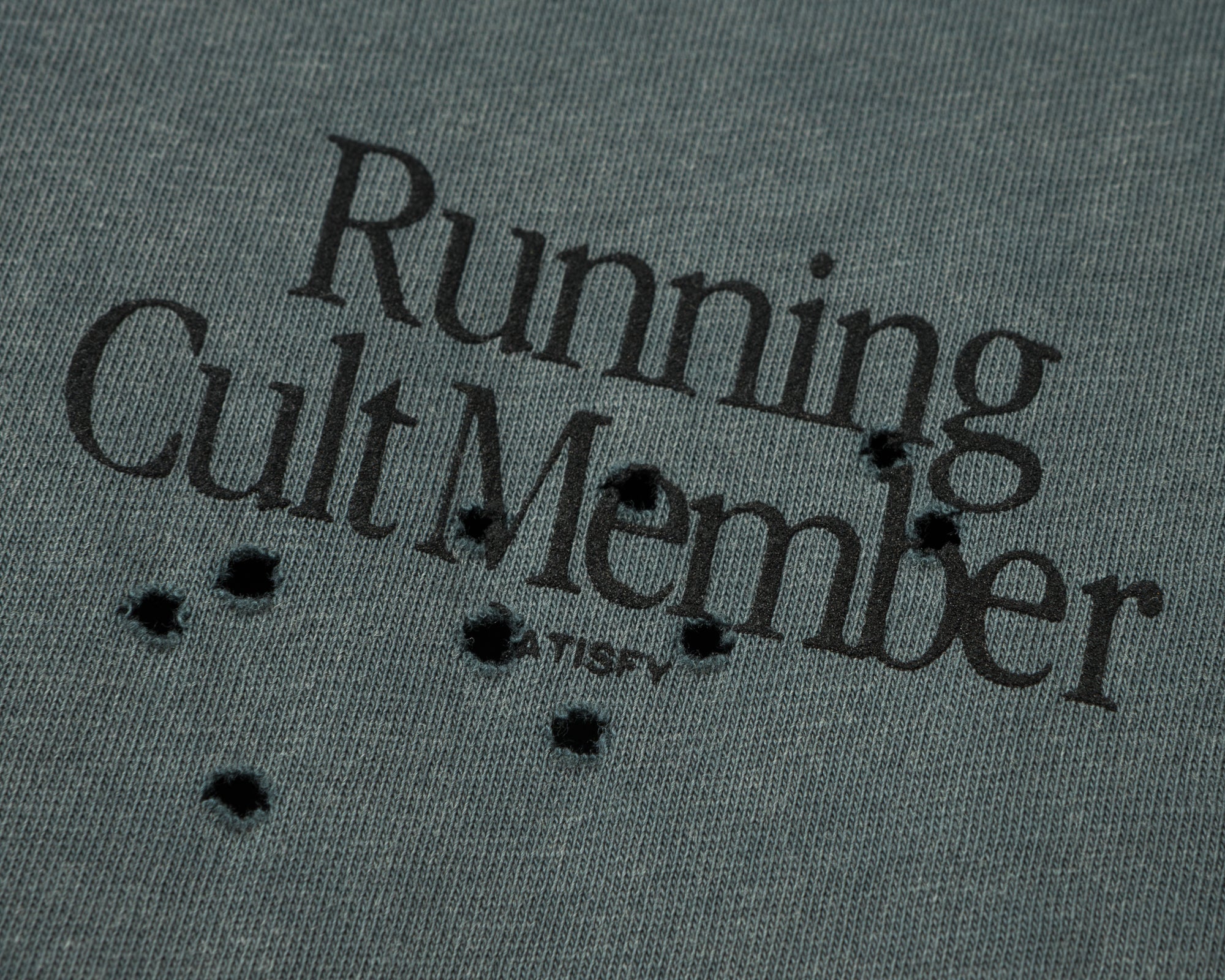 MothTech™ T-Shirt - Running Cult Member – SATISFY