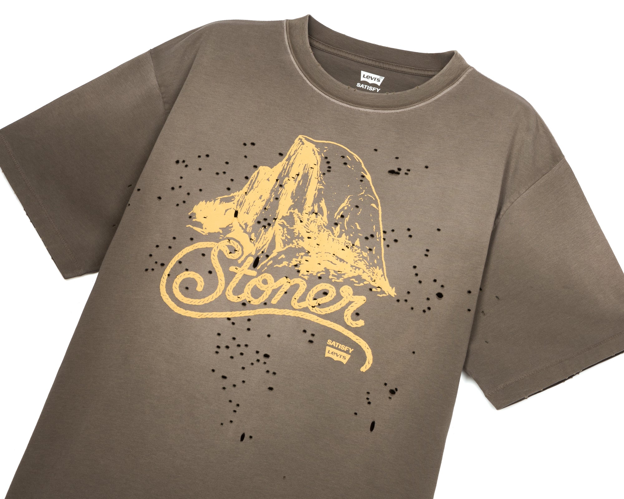 MothTech™ LEVI’S® T-Shirt