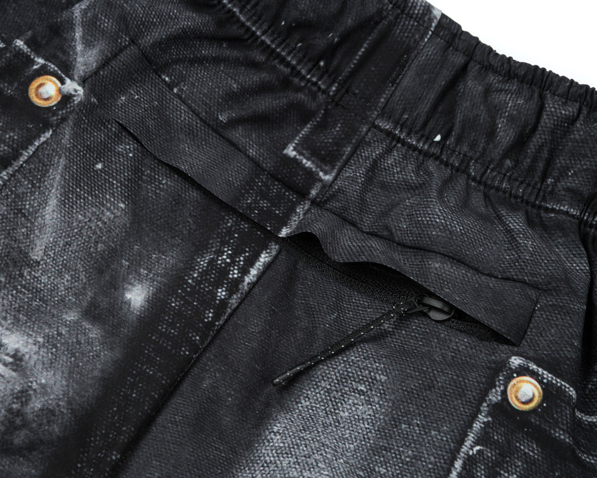 AmbientWarp™ 5" Unlined Shorts