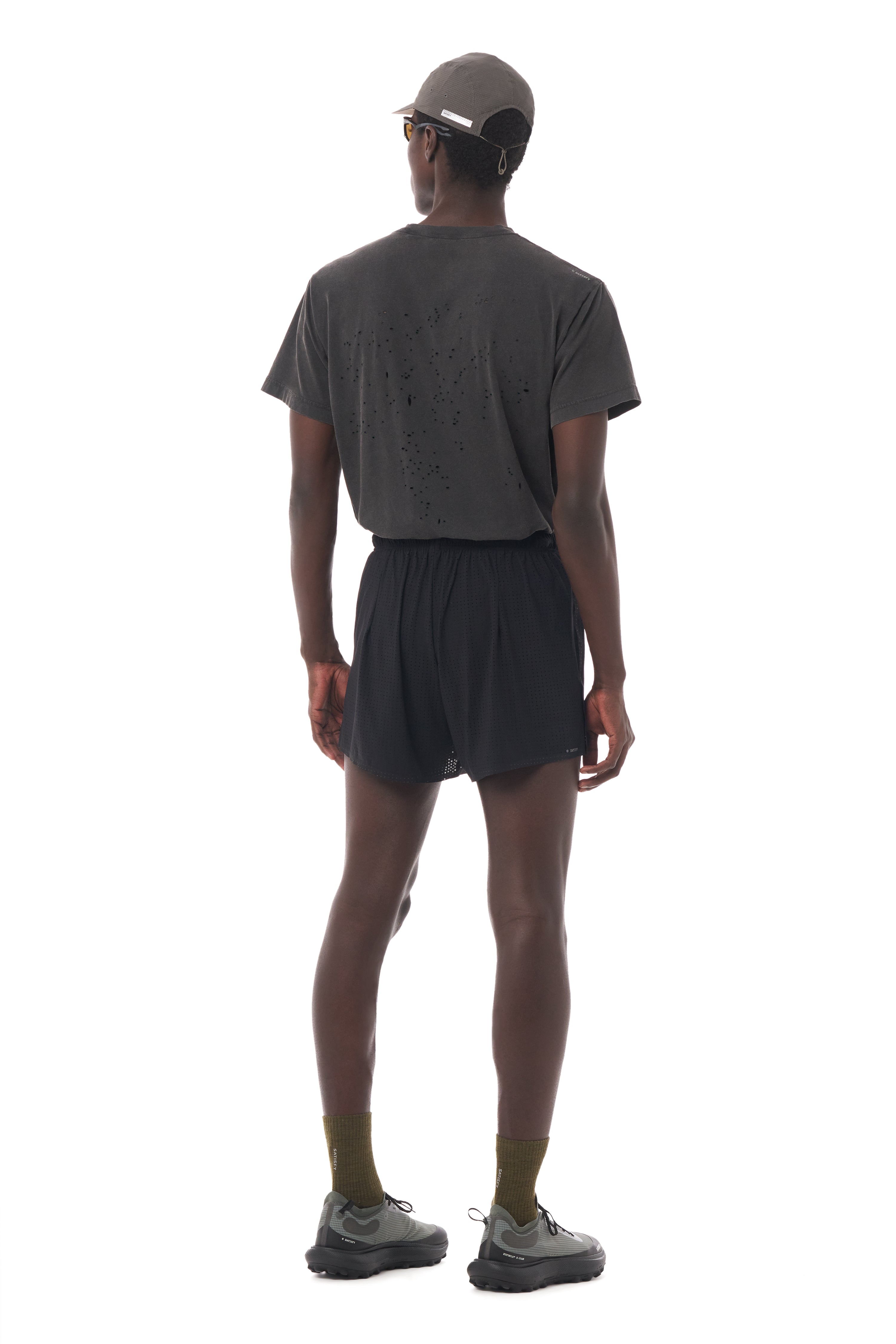 SATISFY SPACE-O MESH DISTANCE SHORTS 黒 L Space-O™ 2.5