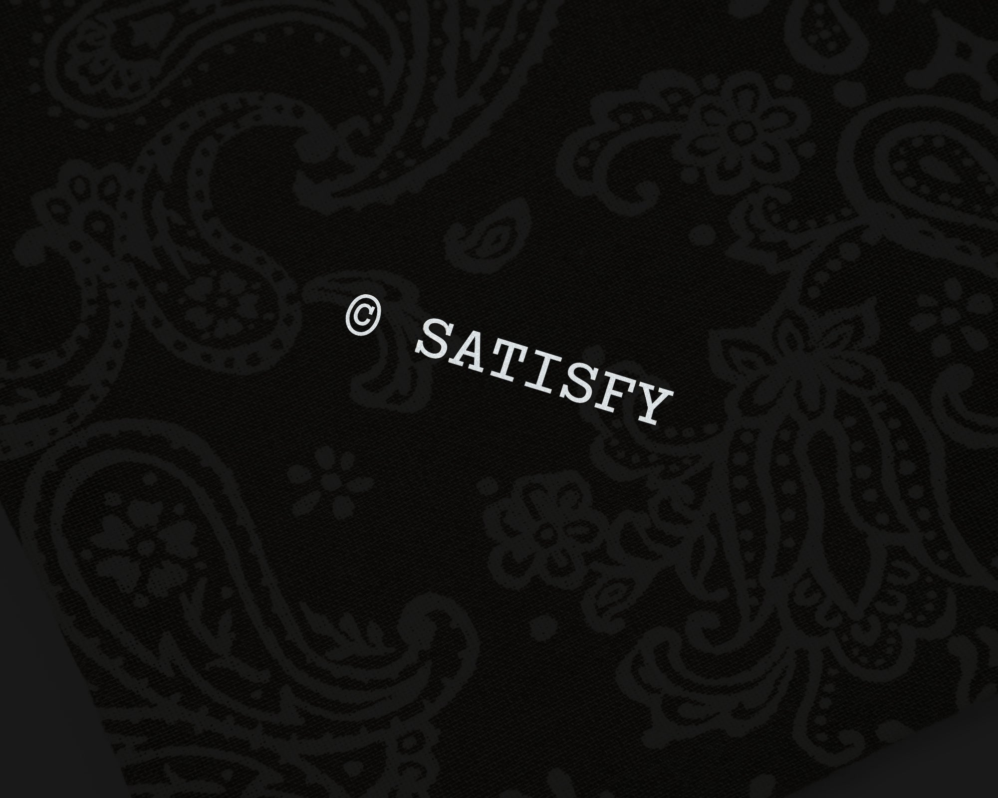 FuzzFleece™ AD Bandana – SATISFY