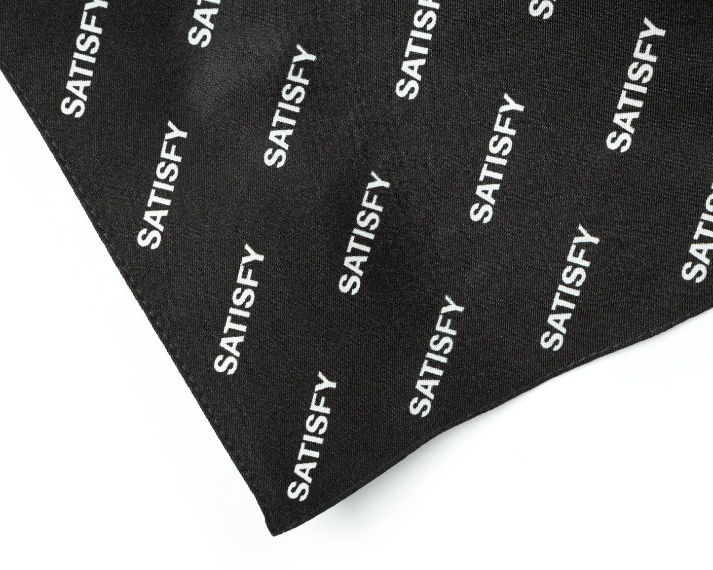 SoftCell™ Carré de soie Bandana