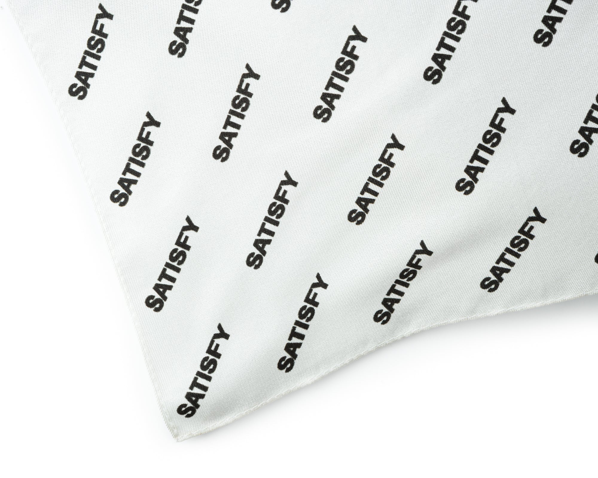 SoftCell™ Carré de soie Bandana