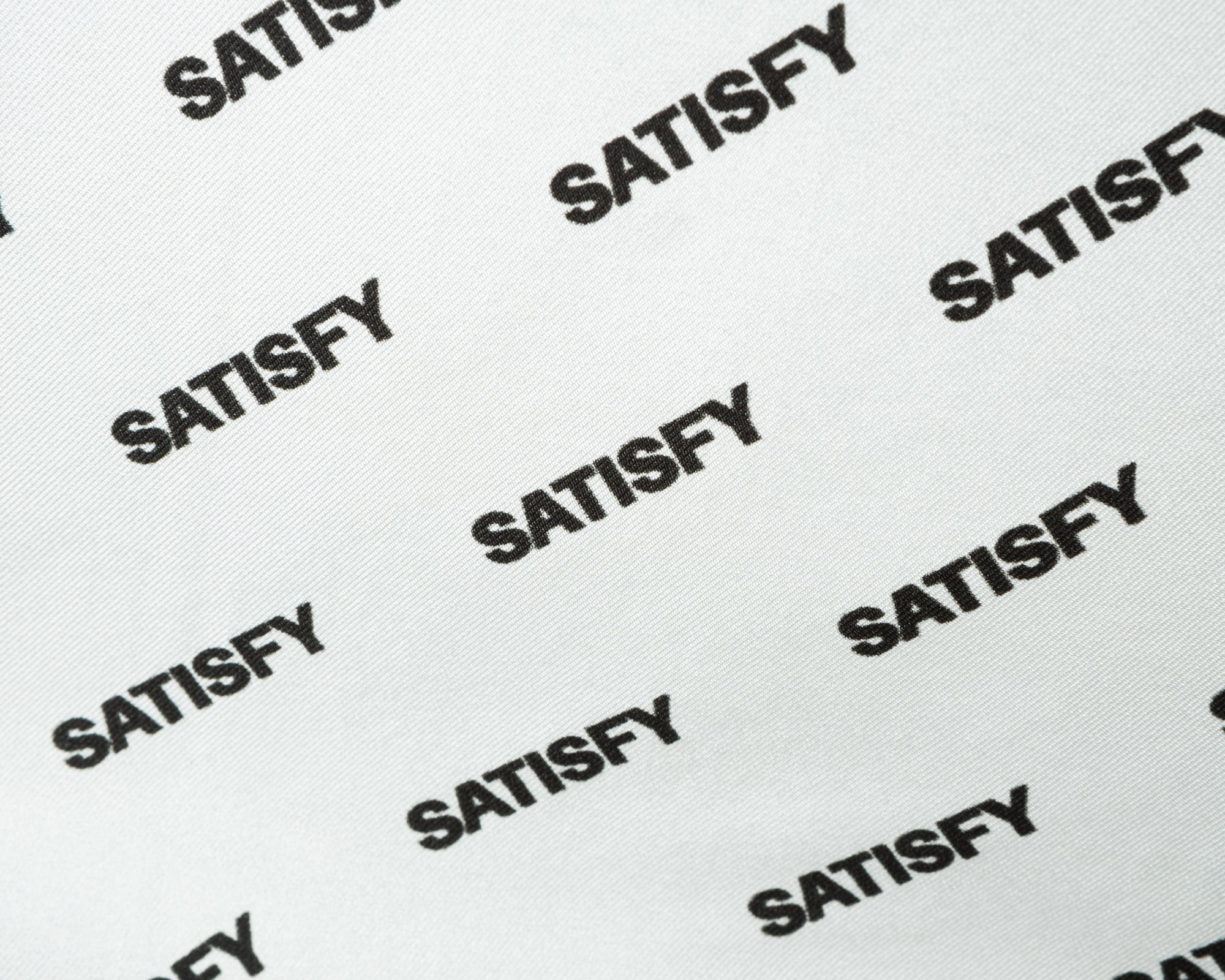 SoftCell™ Carré de soie Bandana