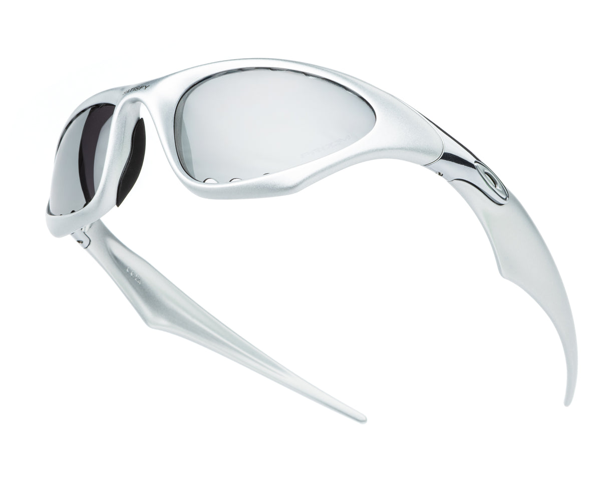SATISFY® Oakley® Scar™