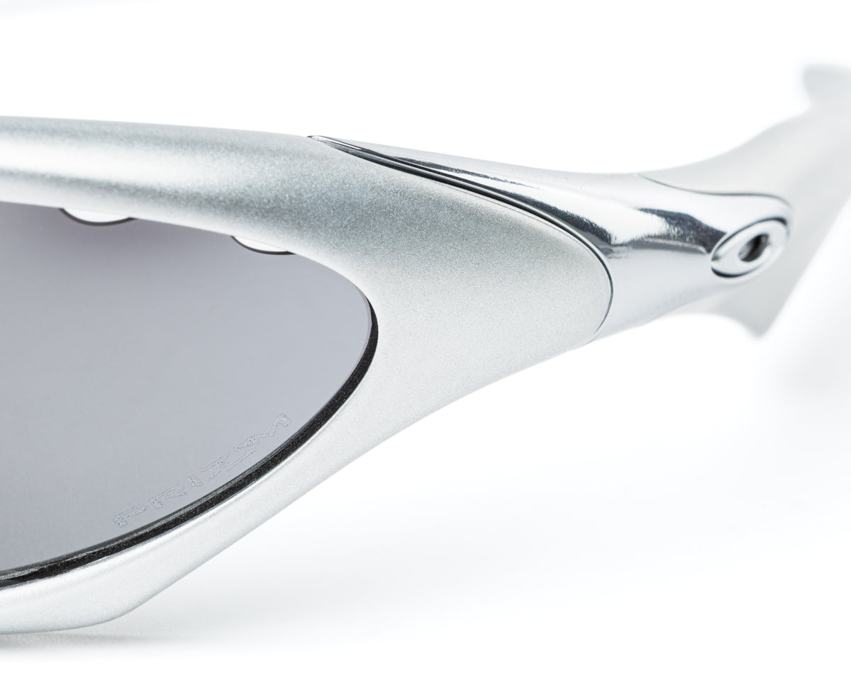 SATISFY® Oakley® Scar™