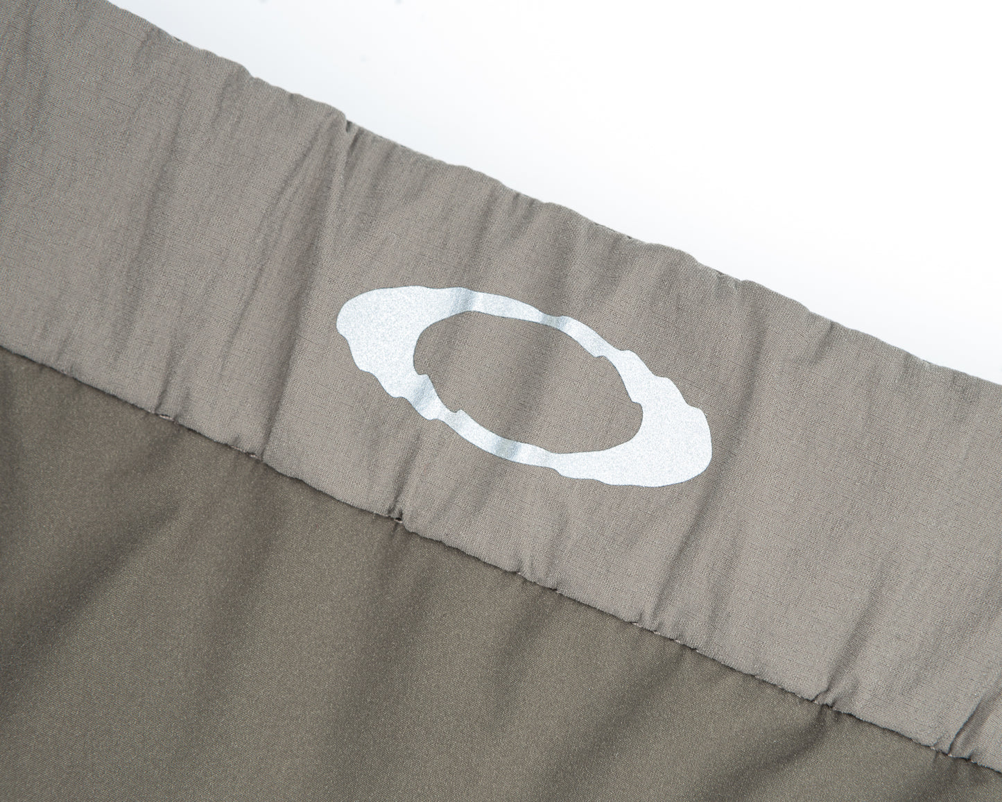 PeaceShell™ Oakley® Belted Shorts System