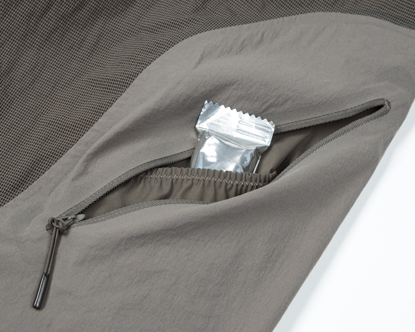 PeaceShell™ Oakley® Belted Shorts System
