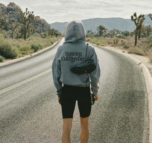 SATISFY パーカー　ランニング Running Hoodies – SATISFY