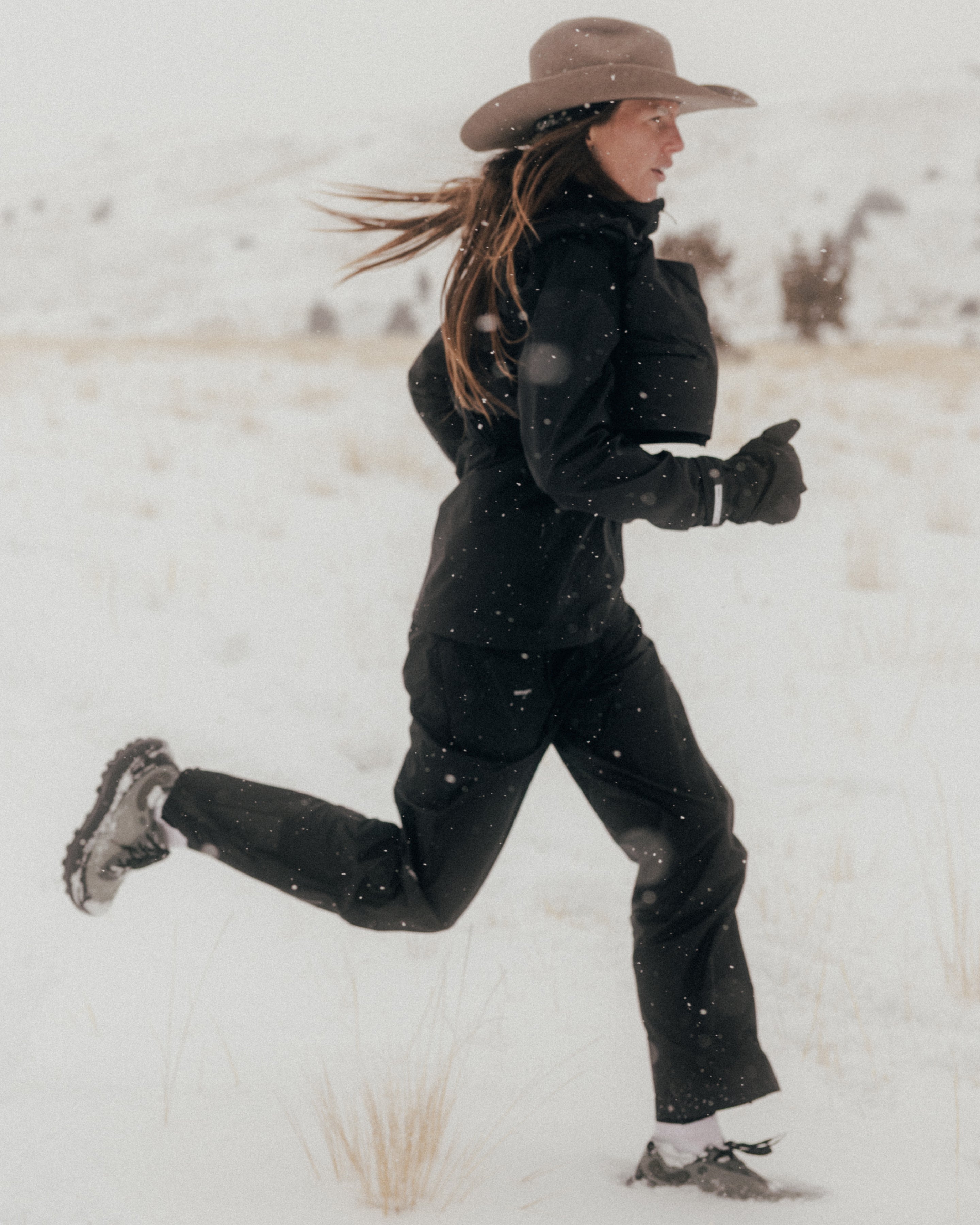 High Country – SATISFY